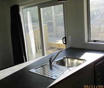 SUNNY 3-BEDROOM HOME IN PAPARANGI/NEWLANDS - Photo 5