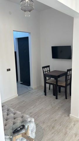 Apartament de închiriat – 42 mp + balcon și boxă la subsol - Fotografie 4