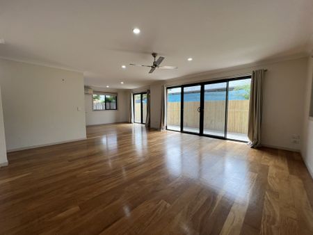 Spacious Three Bedroom Home in Central Ballina - Photo 3