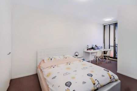 2 bed 2 bath - Photo 4