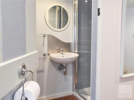 1 bedroom serviced apartment to rent - Photo 5