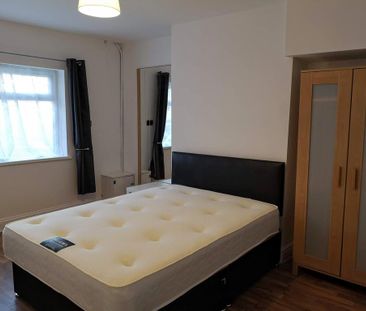 1 bedroom house to rent - Photo 2