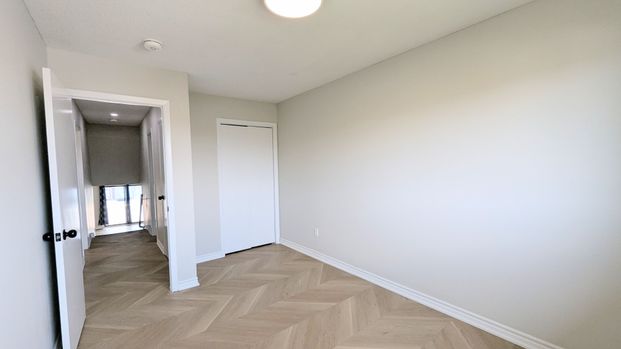 For Lease - 4051 Dunmow Crescent, Mississauga, Ontario - Photo 1