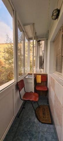 Timpuri noi etaj 3 decomandat - Fotografie 5