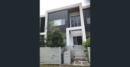 'MODERN TOWNHOUSE IN BIG SKY ESTATE' - Photo 5