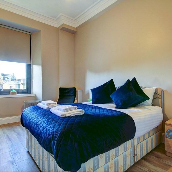 1 bedroom in a house share to rent - Photo 1