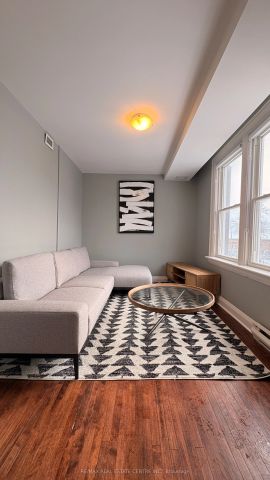 64 Simcoe Street N ##1 - Photo 5