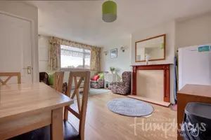 Green Dell, Canterbury - Photo 1