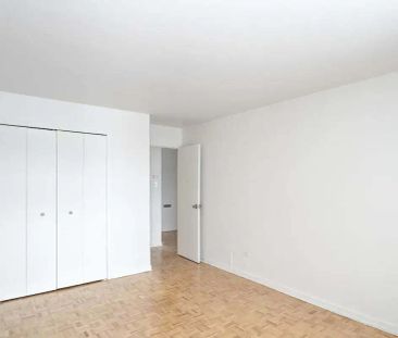 Carrefour Dorval — 2 Bedroom available at 455 Racine Avenue, Dorval - Photo 6