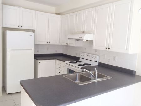 For Lease - 34 Prebble Drive, Markham, Ontario - Photo 2