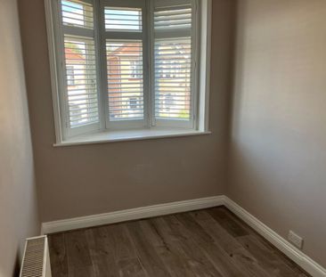 4 bedroom House To Let - Photo 6