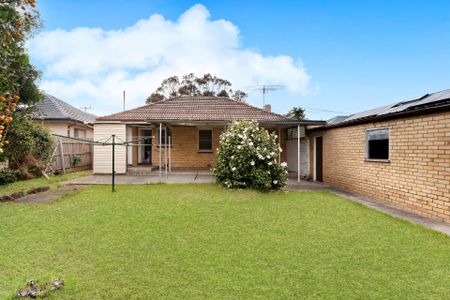 71 Kingsley Road, Airport West - Photo 5