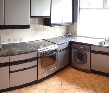 4 Bed - Egerton Road, Off Smithdown Rd, Liverpool, L15 - Photo 2