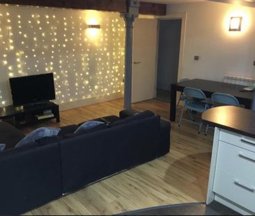 3 bedroom ground floor maisonette to rent - Photo 2