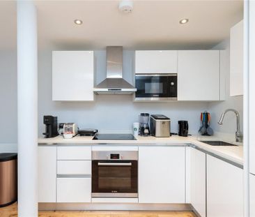 2 bedroom flat to rent - Photo 5