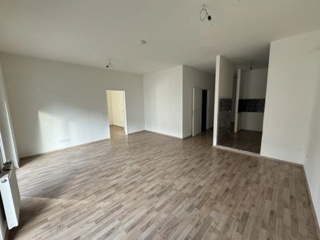 Kompakte günstige 2 -Zimmer Erdgeschoßwohnung mit 35 m² Terrasse- unbefristeter Mietvertrag - Foto 5