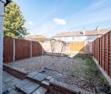 3 bedroom terraced house to rent - Photo 6