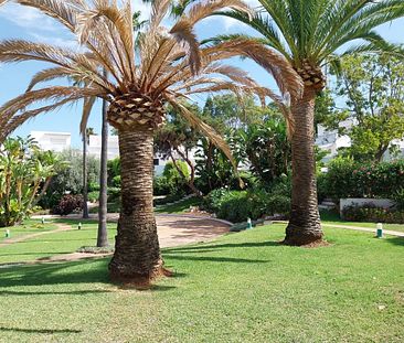 Townhouse in San Pedro de Alcántara - Photo 4