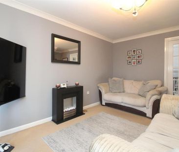 2 bedroom semi-detached house to rent - Photo 1