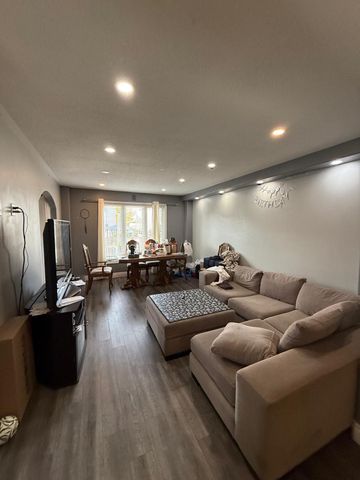 For Lease - 1475 Hanover Drive, Kingston, Ontario - Photo 2