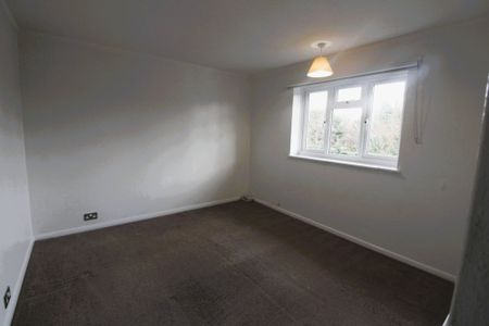 Wickham Way, Haywards Heath, RH16 - Photo 2