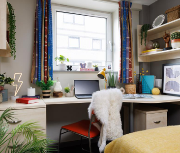 1 bedroom in a flat share to rent - Photo 1