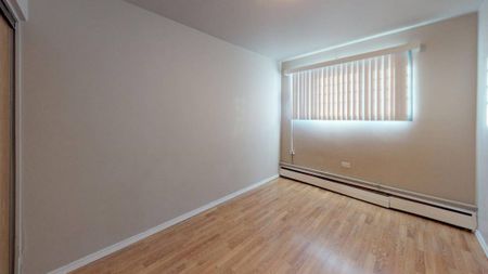 Ivy Manor Apartment Rentals - Photo 4