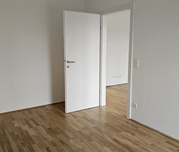 Westseitige Wohnung mit charmanter Loggia und großen Glasflächen | ... - Photo 2