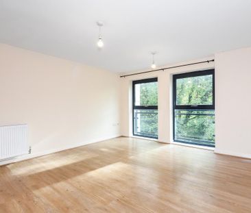 2 bedroom apartment to rent - Photo 6