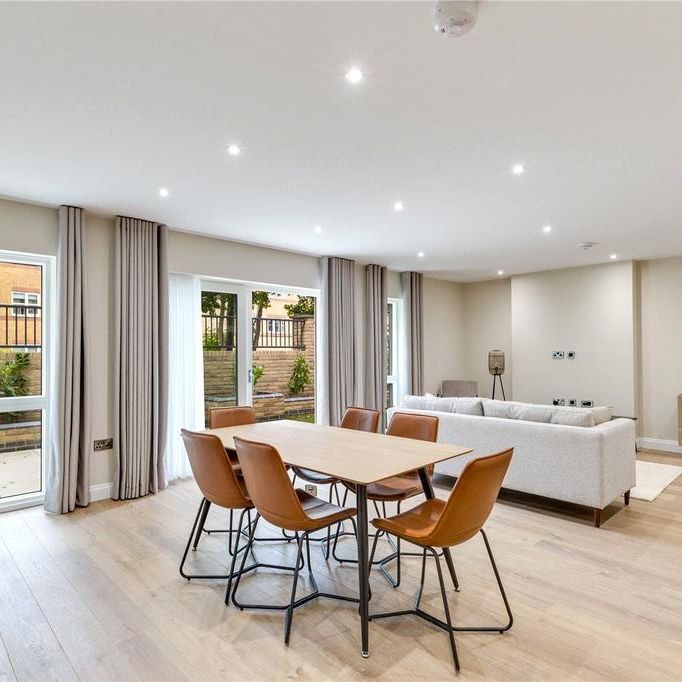 3 bedroom apartment to rent - Photo 1