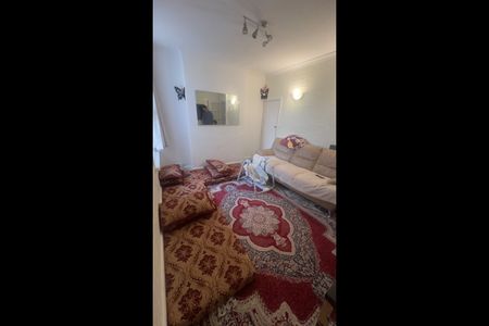 2 Bed Maisonette, Stanley Road, HA2 - Photo 2