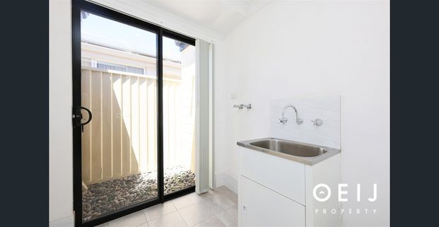 NEAT AND COMPLETE - Photo 1