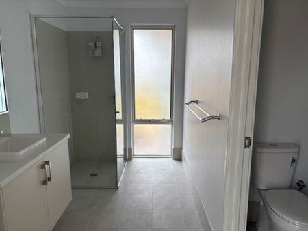 BRAND NEW AND READY TO MOVE IN - Photo 5