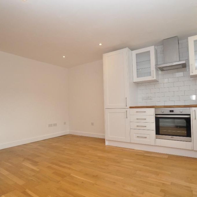 1 bedroom semi-detached house to rent - Photo 1