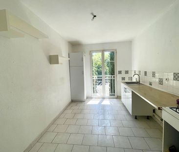 Appartement T3 100m2 avec cave et stationnement - Photo 4