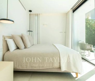 5 bedroom luxury Villa for rent in Cap Martinet, Spain - Photo 4