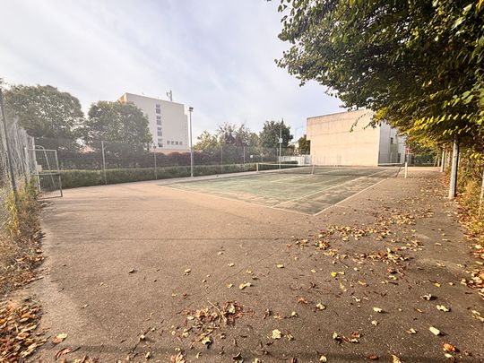 MEUBLÉ 1 PIECE 22.19 m² , RESIDENCE SECURISÉE AVEC PISCINE, - Photo 1