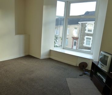 90a Stepney Street, Swansea SA5 8BD - Photo 1