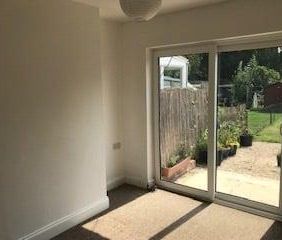 3 bedroom semi-detached house to rent - Photo 6