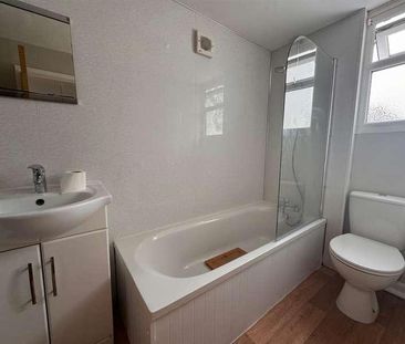 Thoroughgood Road, Clacton-on-sea, CO15 - Photo 5