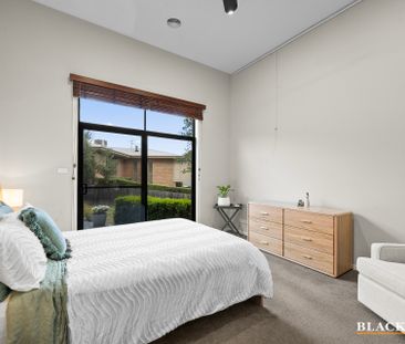 272 Bicentennial Drive, Jerrabomberra NSW 2619 - House For Rent | D... - Photo 5