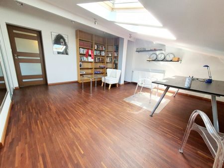 Elegancki apartament na wynajem przy UŁ i Dw. Fabr - Zdjęcie 2