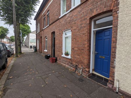 Suite 2, 142 Donegall Avenue, Belfast, BT12 6LY - Photo 2