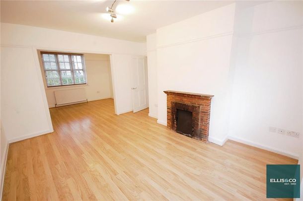 3 bedroom end of terrace house to rent - Photo 1