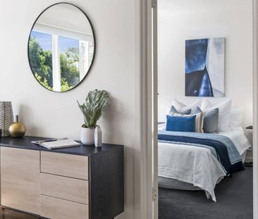 Spacious 2-Bedroom Apartment in Prime Elwood - Photo 1