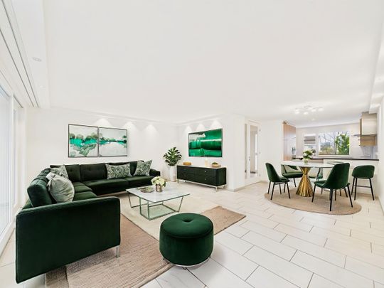 Modern 6.5-room single-family house in Reinach - Photo 1