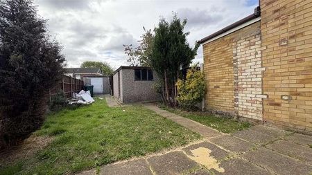 Fairbanks Close, Coventry, CV2 - Photo 2