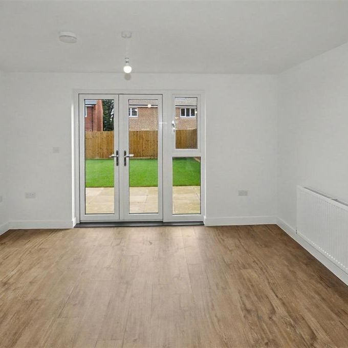 2 bedroom semi-detached house to rent - Photo 1