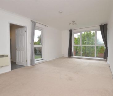 2 Bed Penthouse, Leeds, LS8 - Photo 1