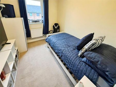 2 bedroom semi-detached house to rent - Photo 4